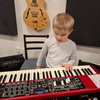 Milí podporovatelé Malého Piráta, kamarádi! Chceme vám dát vědět, že má David odteď zřízené nové číslo transparentního...